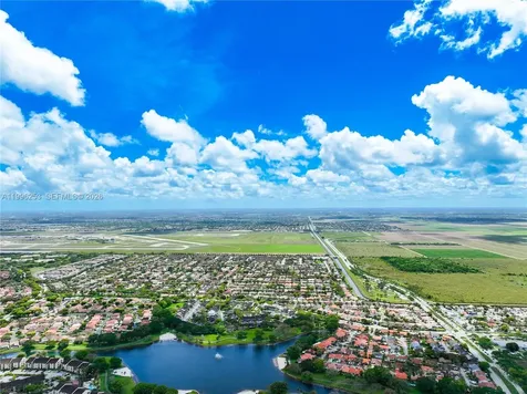 10101 SW 154th Cir Court Miami FL 33196