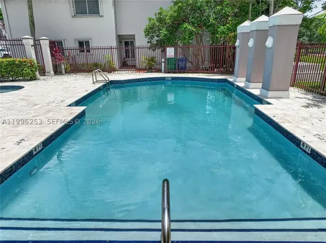 10101 SW 154th Cir Court Miami FL 33196