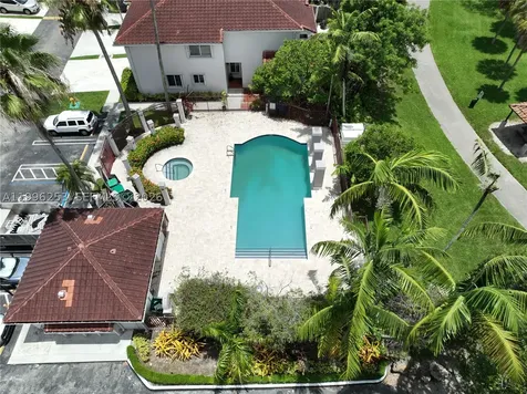 10101 SW 154th Cir Court Miami FL 33196