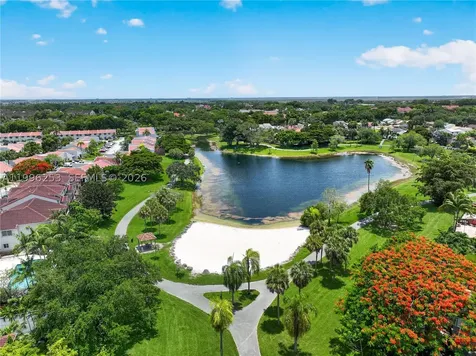 10101 SW 154th Cir Court Miami FL 33196