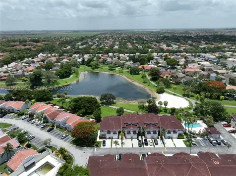 10101 SW 154th Cir Court Miami FL 33196