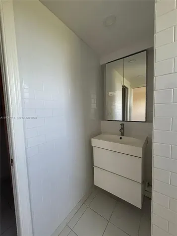 555 Crandon Boulevard Key Biscayne FL 33149