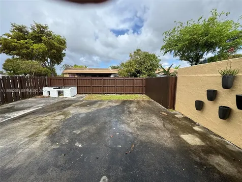 Miami Gardens FL 33056