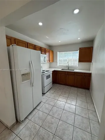 Miami Gardens FL 33056