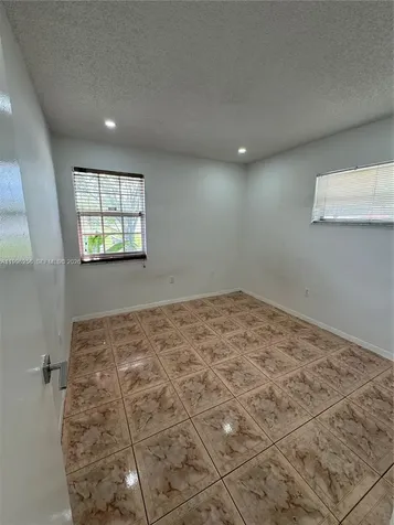Miami Gardens FL 33056
