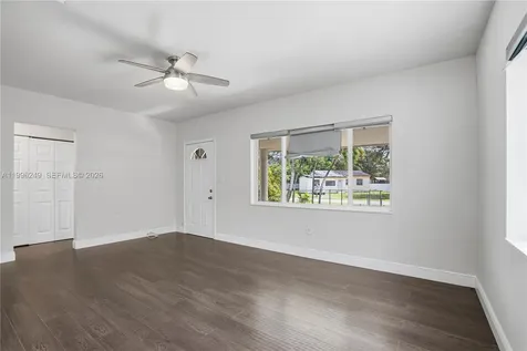 180 Seaman Avenue Opa-Locka FL 33054