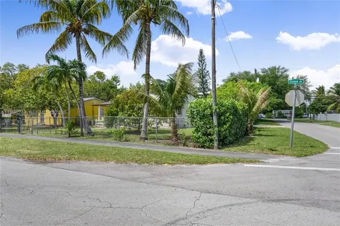 180 Seaman Avenue Opa-Locka FL 33054