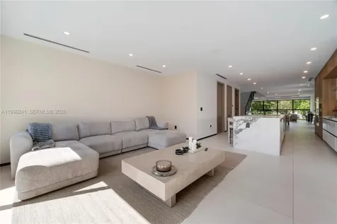 420 SW 15th Road Miami FL 33129