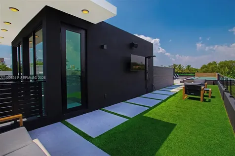 420 SW 15th Road Miami FL 33129