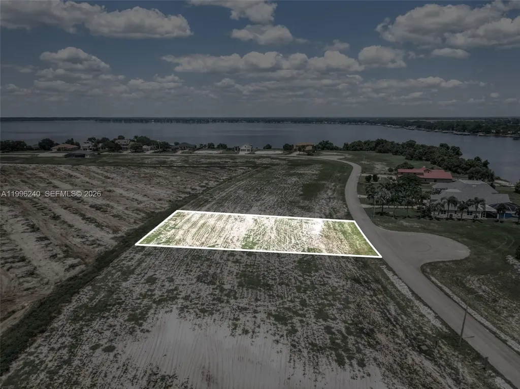 491 Sunset Point Drive Lake Placid Other City - In The State Of Florida FL 33852