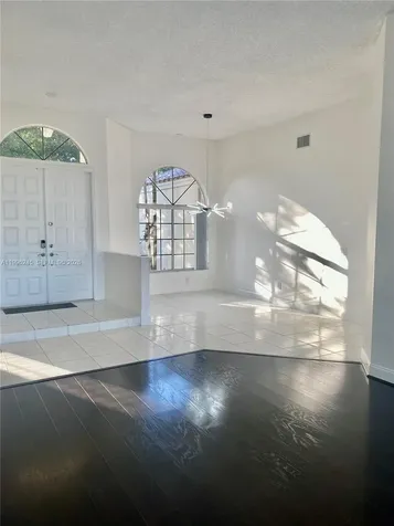 3066 Lakewood Circle Weston FL 33332