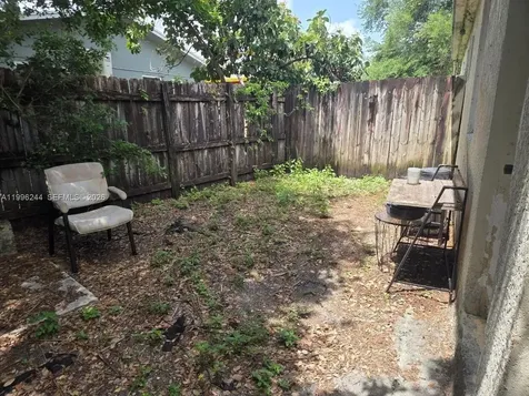 34 SW 6th Avenue Dania Beach FL 33004