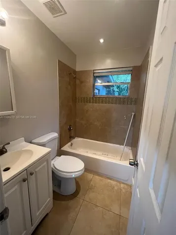 3951 SW 59th Avenue West Park FL 33023