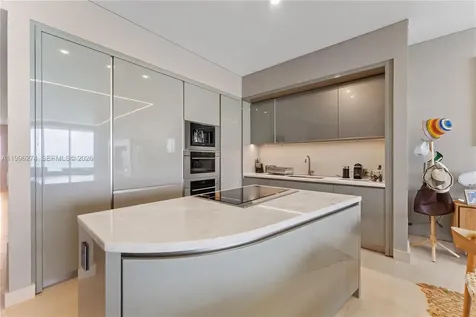 18975 Collins Avenue Sunny Isles Beach FL 33160