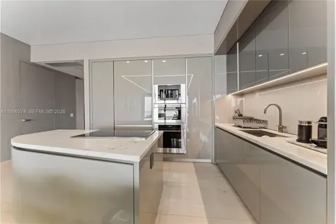 18975 Collins Avenue Sunny Isles Beach FL 33160