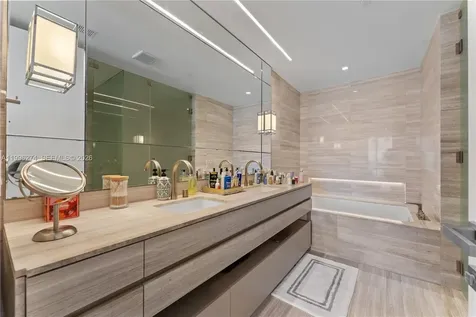 18975 Collins Avenue Sunny Isles Beach FL 33160