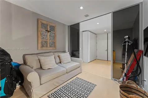18975 Collins Avenue Sunny Isles Beach FL 33160