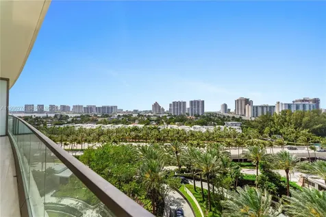18975 Collins Avenue Sunny Isles Beach FL 33160