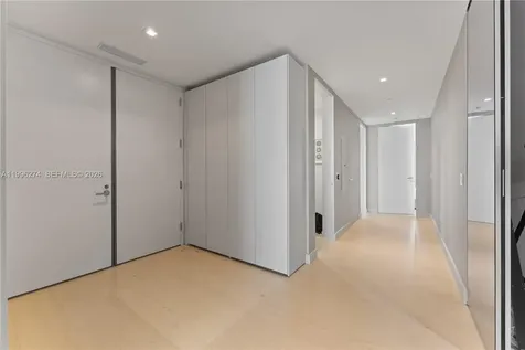 18975 Collins Avenue Sunny Isles Beach FL 33160