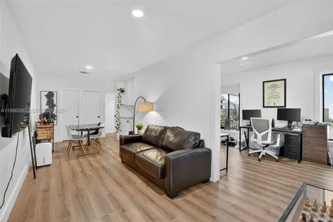 7811 NE 10th Court Miami FL 33138