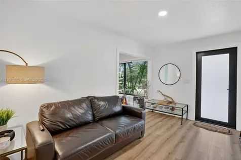 7811 NE 10th Court Miami FL 33138