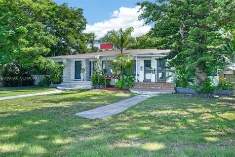 7811 NE 10th Court Miami FL 33138