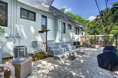 7811 NE 10th Court Miami FL 33138