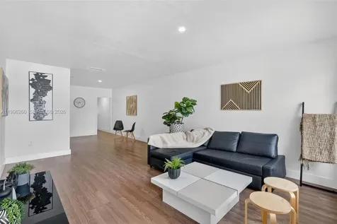 7811 NE 10th Court Miami FL 33138
