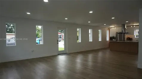 3280 NW 51st Terrace Miami FL 33142