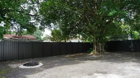3280 NW 51st Terrace Miami FL 33142