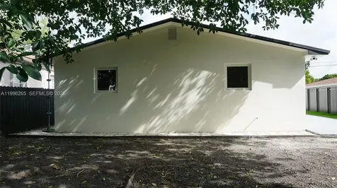 3280 NW 51st Terrace Miami FL 33142