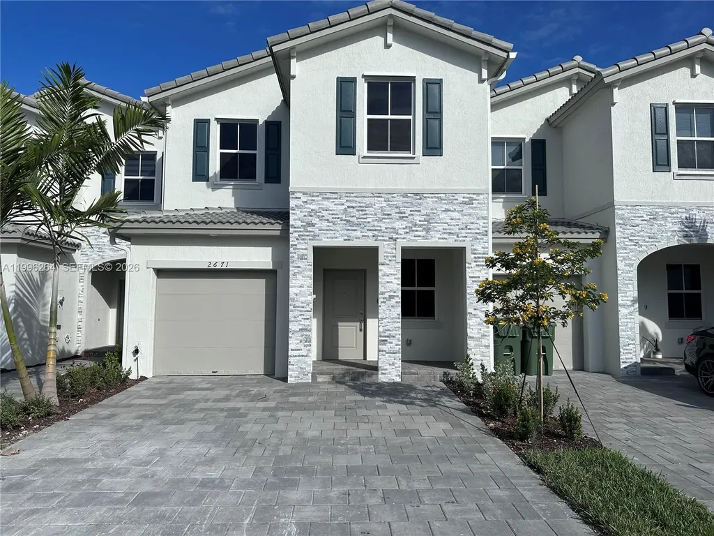 2671 SE 10th Street Homestead FL 33035