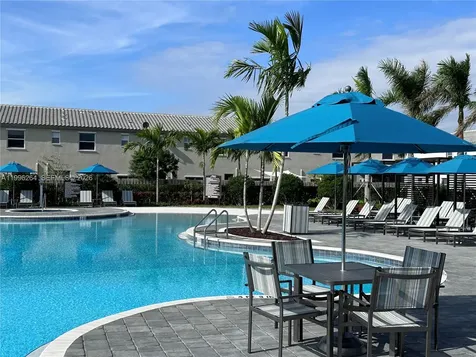2671 SE 10th Street Homestead FL 33035