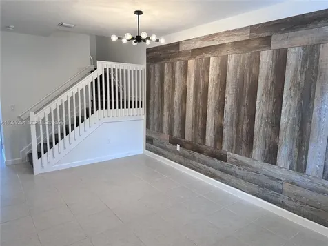 2671 SE 10th Street Homestead FL 33035