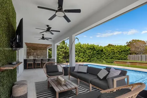 19781 SW 84th Court Cutler Bay FL 33189
