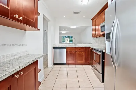 1360 NW 97th Terrace Pembroke Pines FL 33024