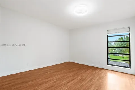 1360 NW 97th Terrace Pembroke Pines FL 33024