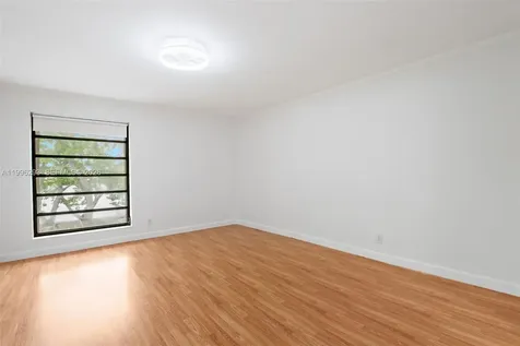 1360 NW 97th Terrace Pembroke Pines FL 33024