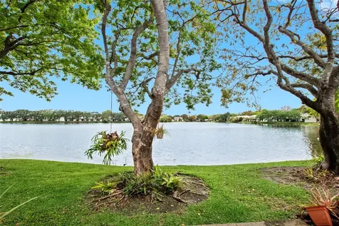 1360 NW 97th Terrace Pembroke Pines FL 33024