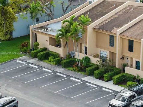1360 NW 97th Terrace Pembroke Pines FL 33024