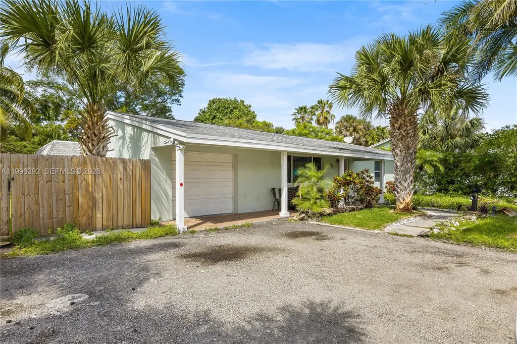 417 SW 1st Avenue Boynton Beach FL 33435