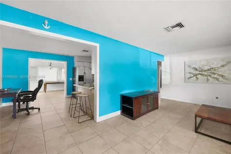 417 SW 1st Avenue Boynton Beach FL 33435
