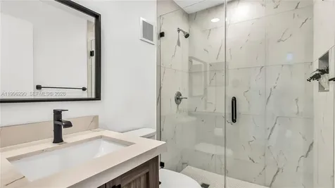 651 Shiloh Terrace Davie FL 33325