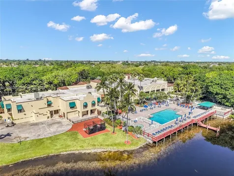 651 Shiloh Terrace Davie FL 33325