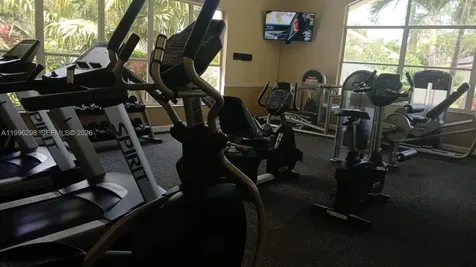 1016 Via Jardin Riviera Beach FL 33418