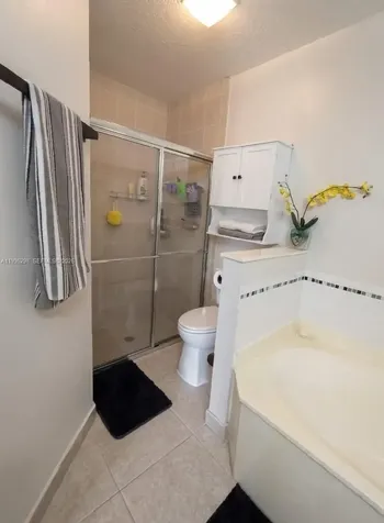 1016 Via Jardin Riviera Beach FL 33418