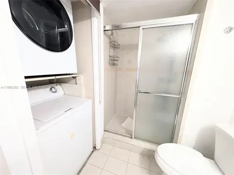 310 Lakeview Drive Weston FL 33326