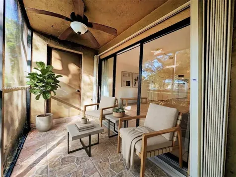 310 Lakeview Drive Weston FL 33326