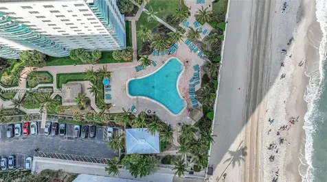 3801 S Ocean Drive Hollywood FL 33019