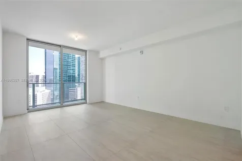 77 SE 5th Street Miami FL 33131